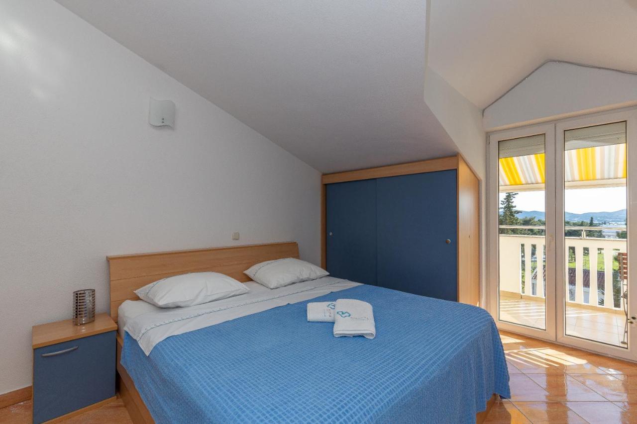Apartments Dalmata Biograd Na Moru Buitenkant foto