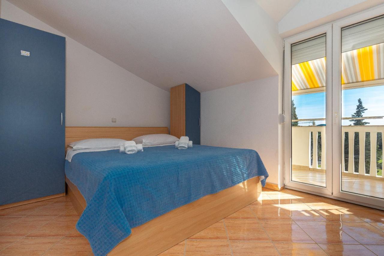 Apartments Dalmata Biograd Na Moru Buitenkant foto