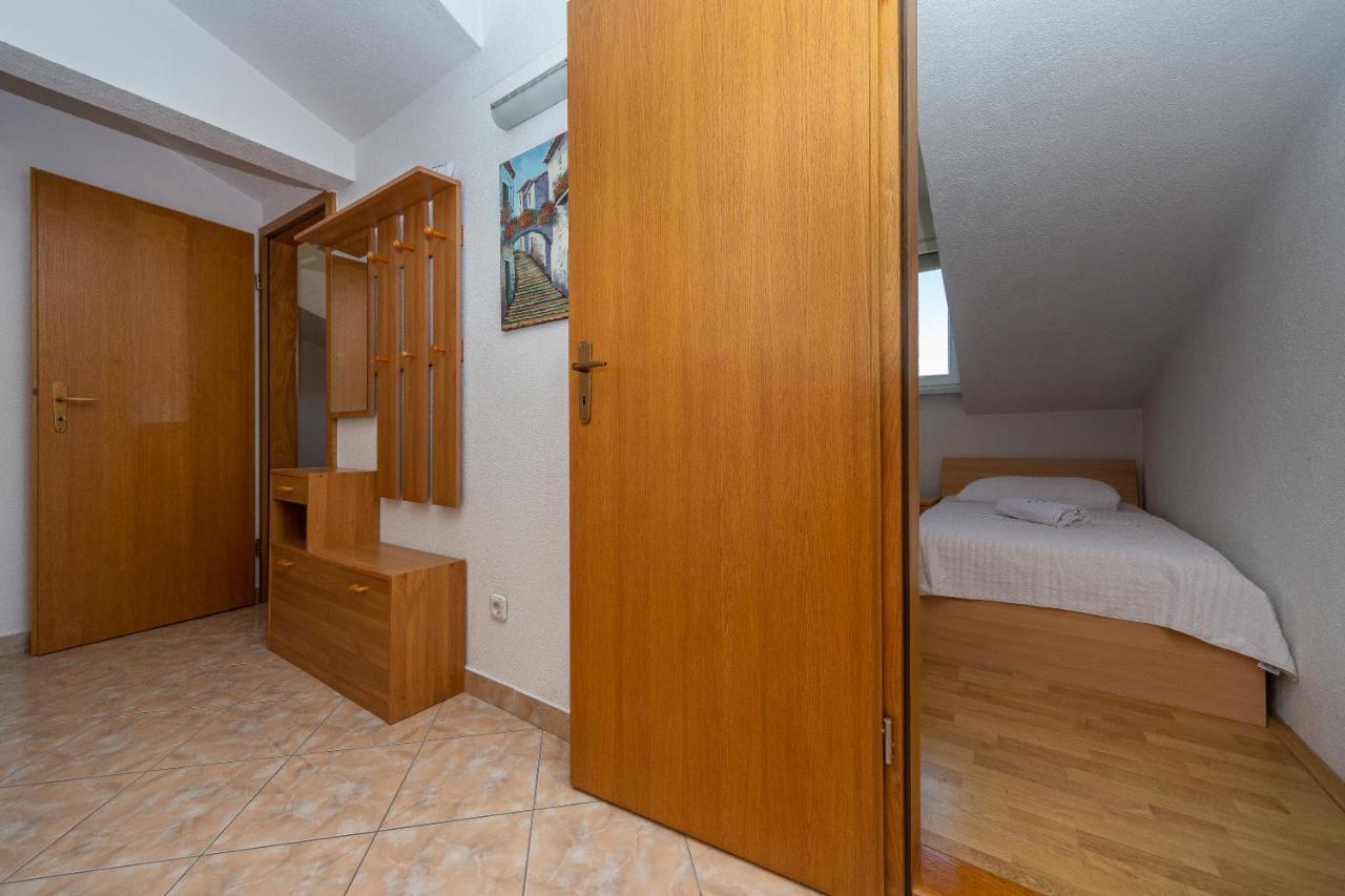 Apartments Dalmata Biograd Na Moru Buitenkant foto