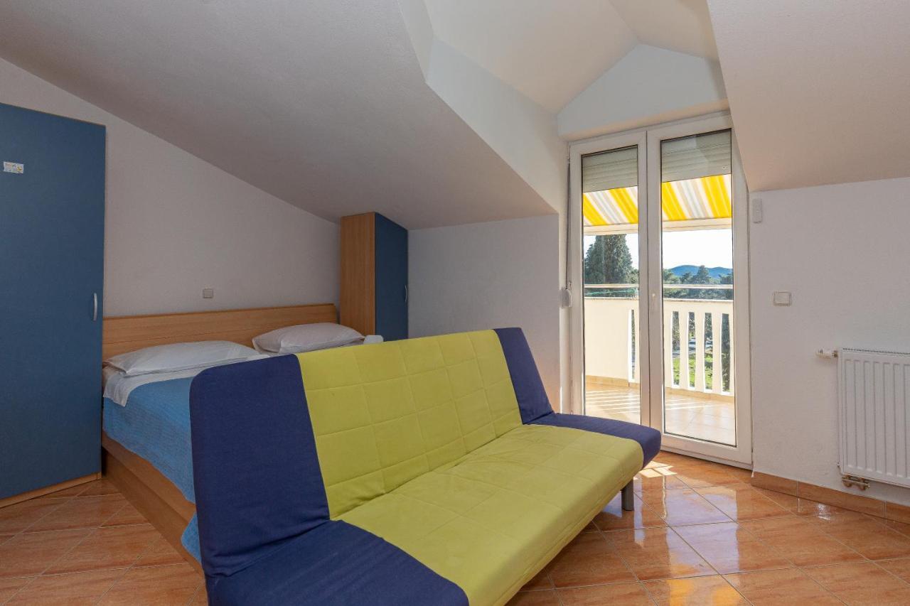 Apartments Dalmata Biograd Na Moru Buitenkant foto
